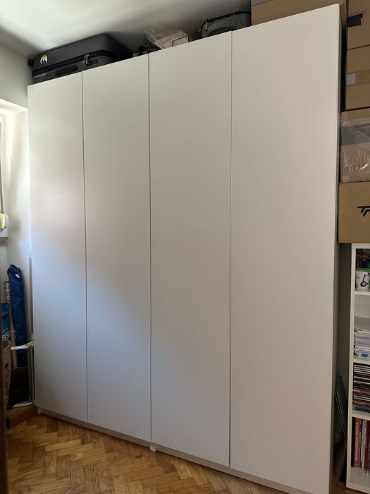 Roupeiro IKEA branco