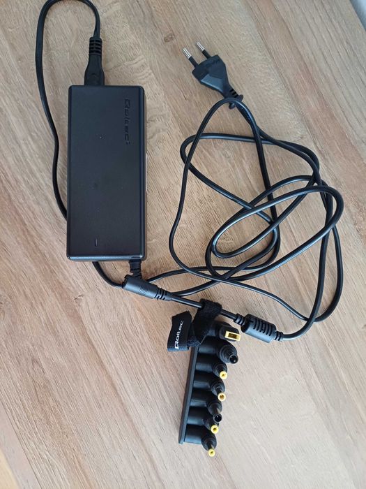 Zasilacz ładowarka laptop