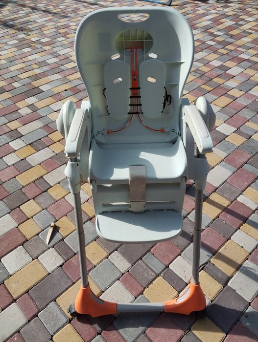 Дитячий стільчик Chicсo
