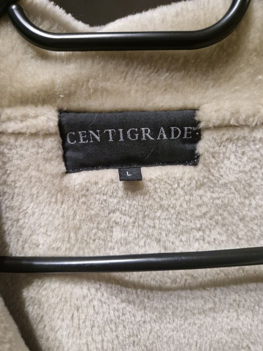 Kożuch damski firmy Centigrade
