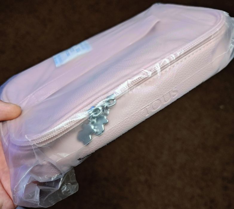 Компактная косметичка TOUS оригинал!!!