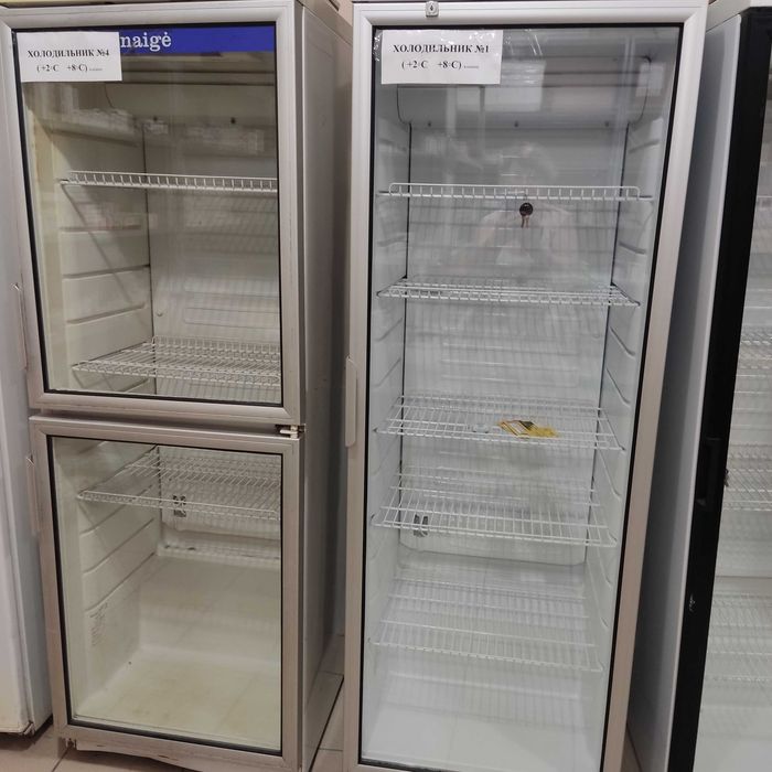 Холодильна шафа SnaigeCD350