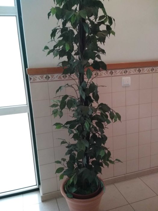 Vaso de flor artificial