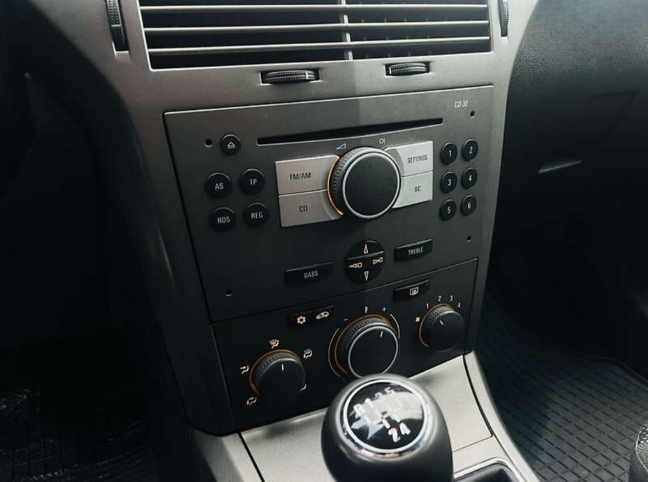 Продам авто Opel Astra H