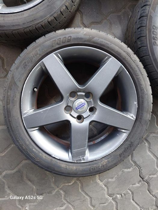 Jantes Volvo R17 Com Pneus 205/50 Furação 5X108