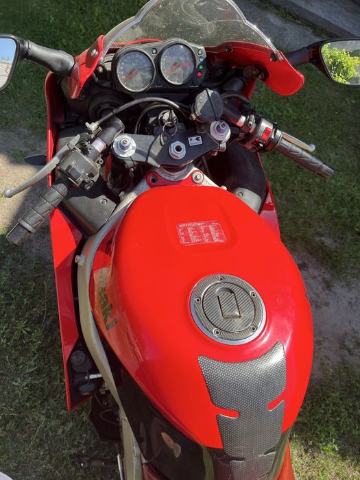Продам Kawasaki ninja zx-6r 636