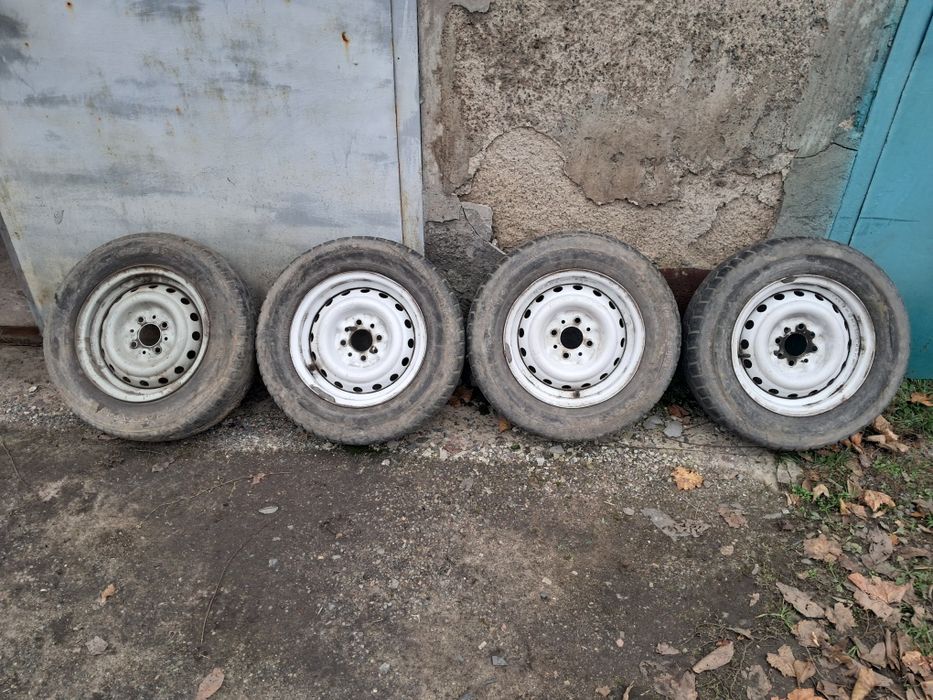 Диски ВАЗ R13 5J 4×98 сталеві. Ціна за 1шт. Резина б/в літня, зношена