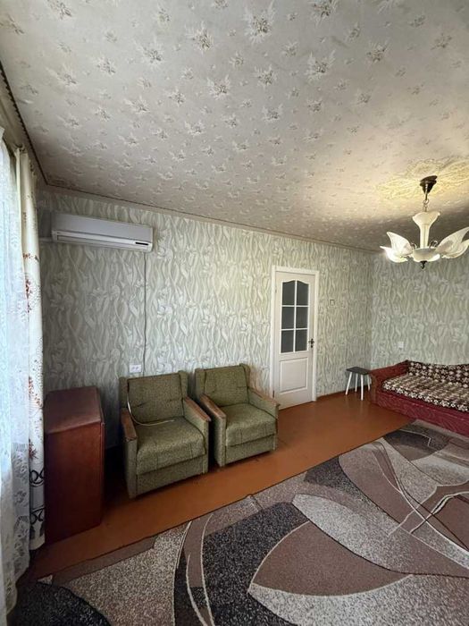 Продам 1к квартиру на Садах-2, 37кв.м. 2/5 пов, цегла