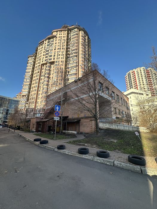 Пряма пропозиція! Продаж Будівлі. Ст. Метро Печерська.