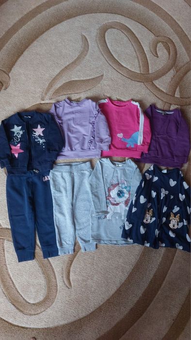 Лот одягу для дівчинки 92-98 розмір