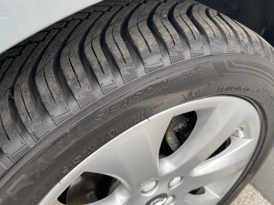 Opel Astra Benzyna sedan lift