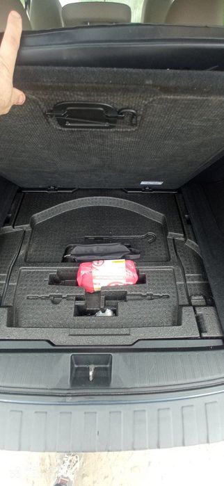 Продаю машину Subaru outback