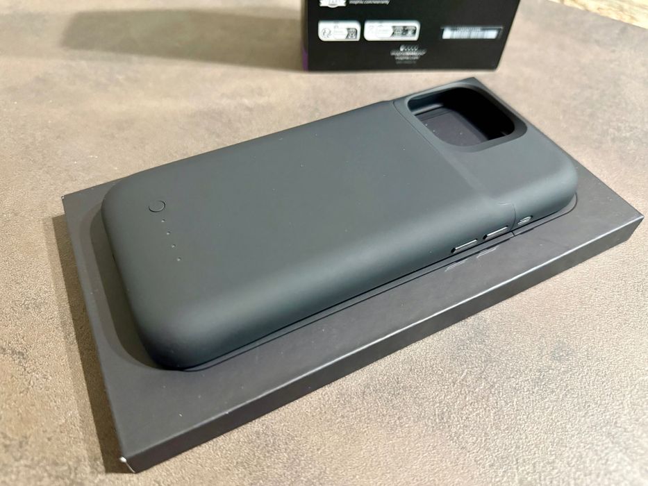 Чехол Mophie Juice Pack для iPhone 16 Pro Max