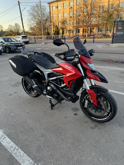 Ducati Hypermotard Hyperstrada 939