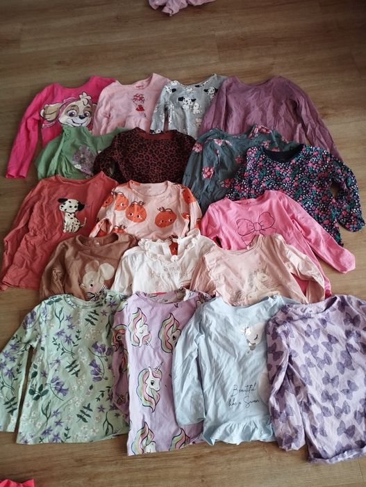 Paka ubrań dla dziewczynki 122-128