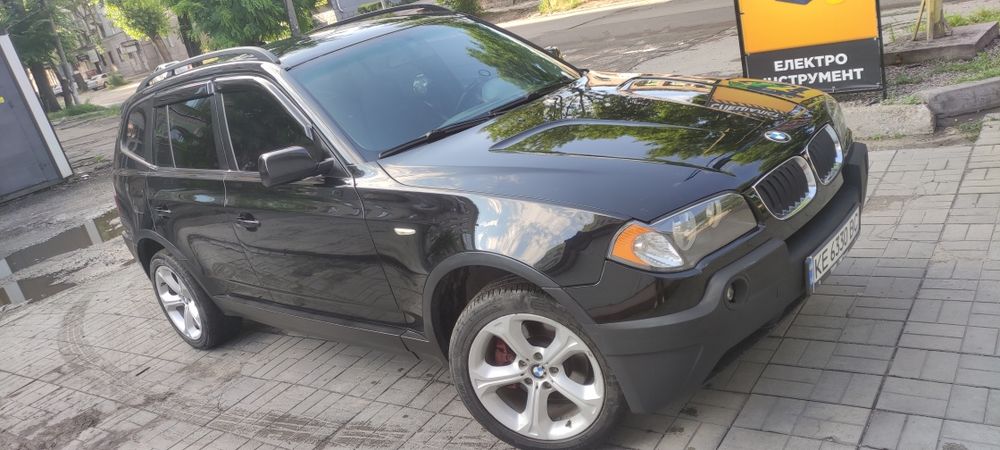 Продам BMW X3 E83.