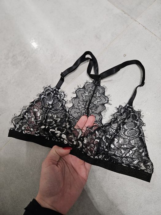 Braletka biustonosz Hunkemoller s