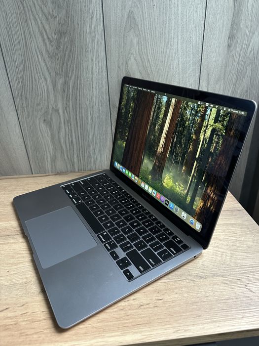 MacBook Air 13" 2020 (Core i5 / 8GB / 256GB) Space Gray