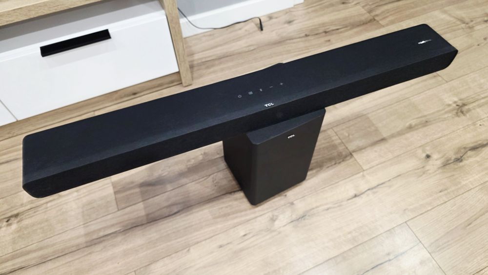 Soundbar TCL 8132 jak nowy, komplet z pudełkiem.