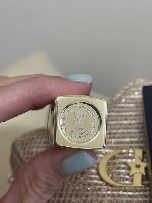 Помада для губ DIOR