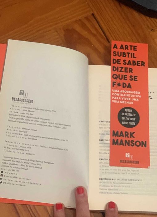 Livro A Arte Subtil de Saber Dizer que se F*da Mark Manson + Marcador