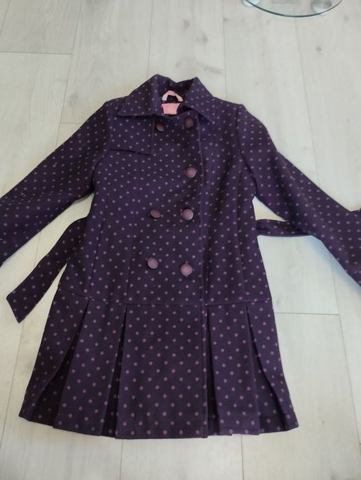 Синій та фіолетовий плащ