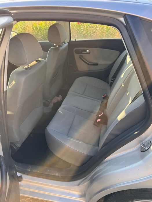 SEAT Ibiza 6L 1.2 Gasolina (2002) • IPO até 07/2027 • Económico e fiável