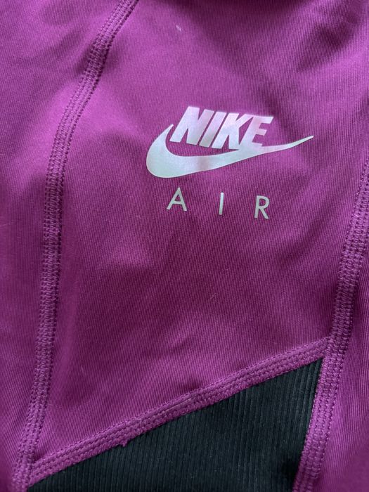 Спортивні лосіни Nike