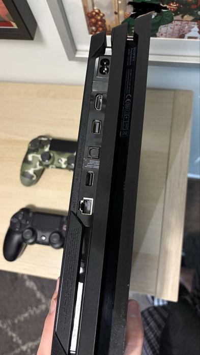 Playstation 4 pro 1tb