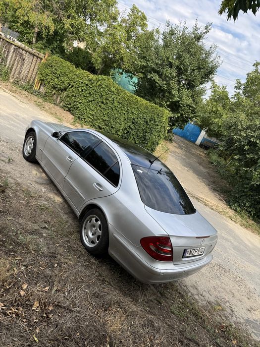 Mersedes W211 2,7 дизель на полном ходу