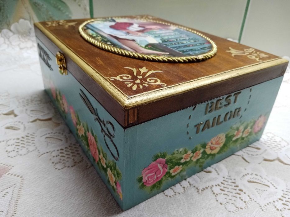 Велика скринька для рукоділля