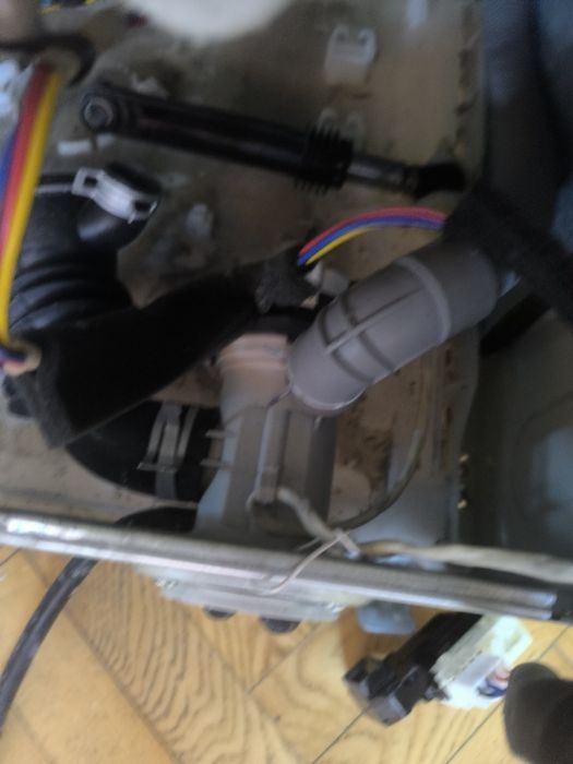 LG F0J5QN3W części