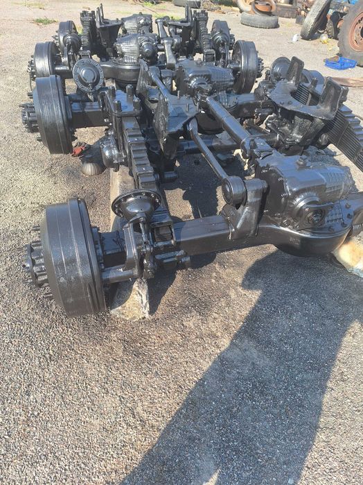 Продам запчасти зил 131