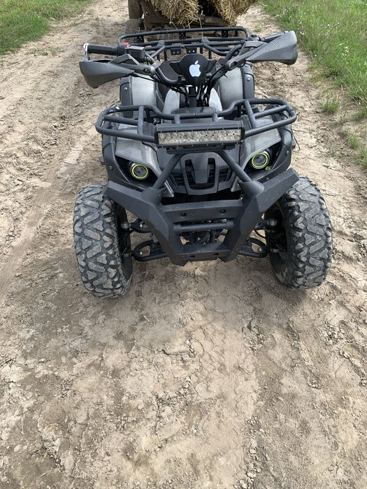 Продам квадроцикл  хамер 200