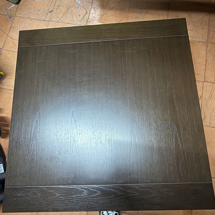 Mesa de apoio a sala