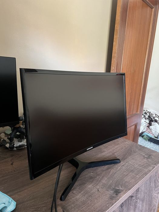 Monitores e computadores