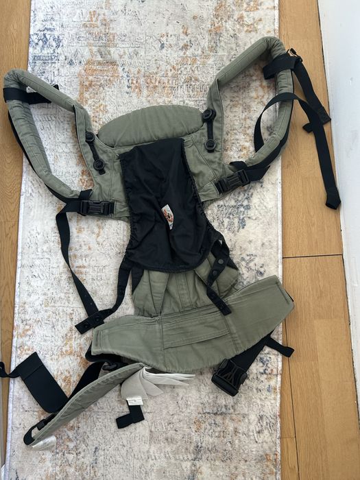 Marsupio ergobaby verde oliva