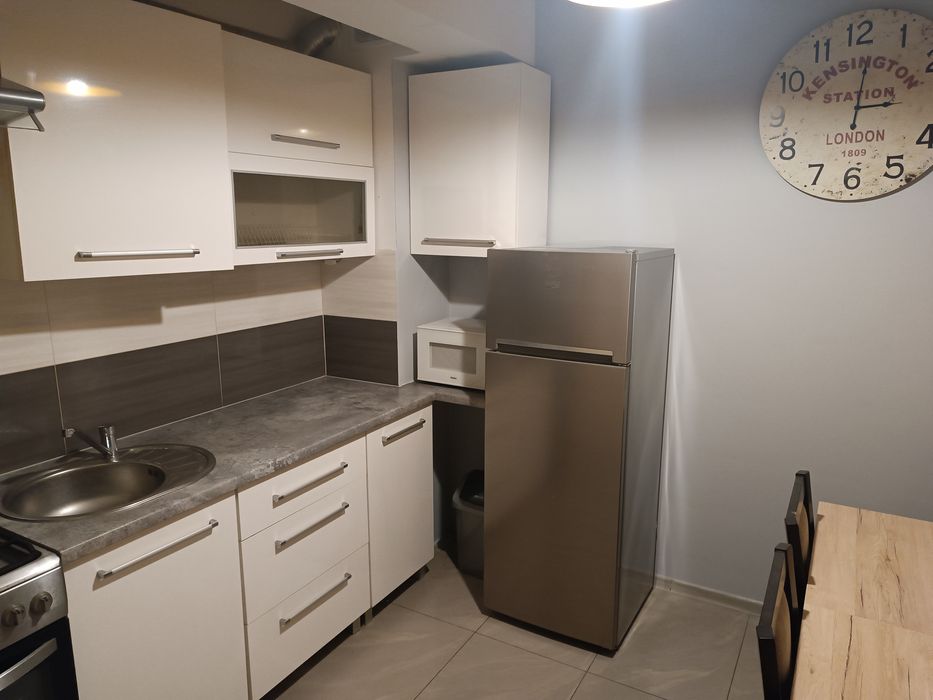 Miesz. 45 m, 2 pok. + kuch.1600 + 183 czynsz