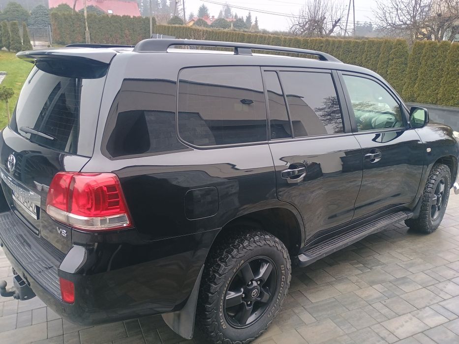 Toyota Land Cruiser 200 V8 /zamiana/