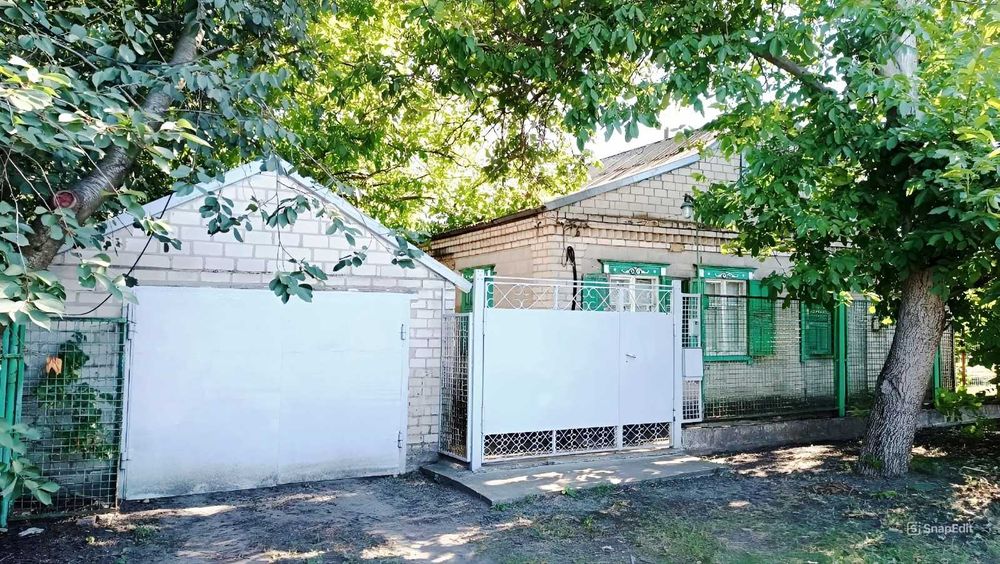 Терміново продається будинок в м. Пятихатки.