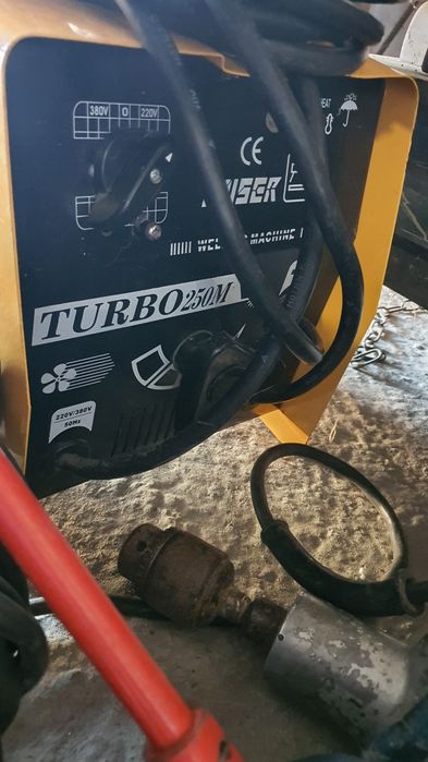 Зварювальний апарат KAISER TURBO 250M / Сварочный аппарат