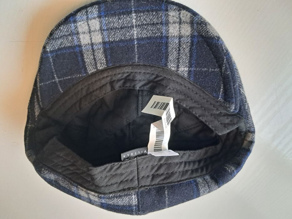 Czapka jesienna w granatową kratę r.M"Vistula "nowa.