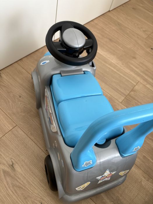 Carro azul para crianca