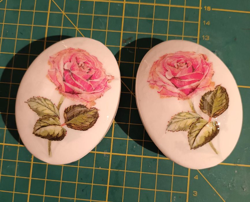 Sabonete com decoupage