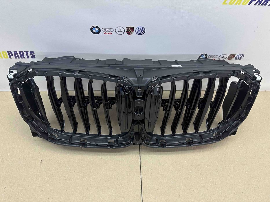 Жалюзи верхние BMW X5 G05 LCI Оригинал Новые Рестайл Жалюзі верхні