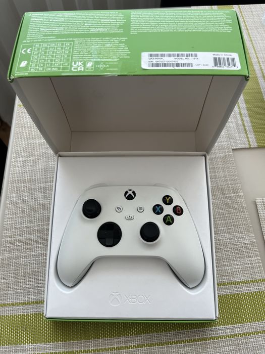 Xbox series/one геймпади,джойстики.