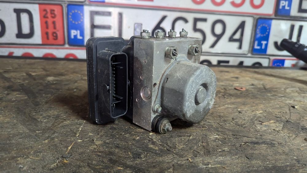 Блок ABS mitsubishi space star 2 4670A738