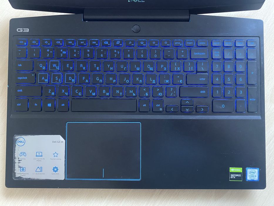 Dell G3 3590•15.6 IPS•Core i5-9300H•GTX1660 Max-Q•16•512SSD