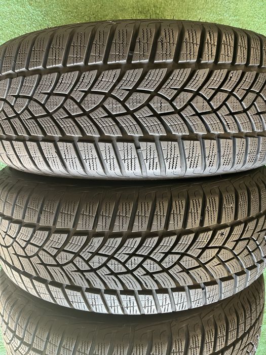 4x215/60 R16 GoodyearUltragrip Performance