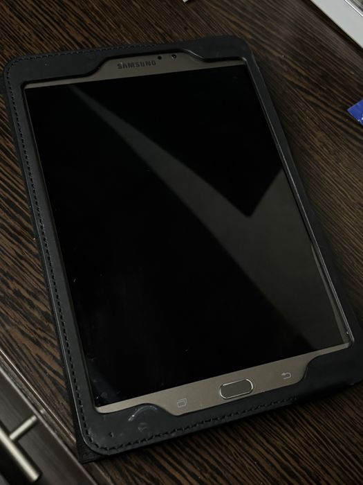 Планшет Samsung Galaxy Tab2 SM-T713